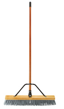 Balai-brosse moyen polypropylène 36"