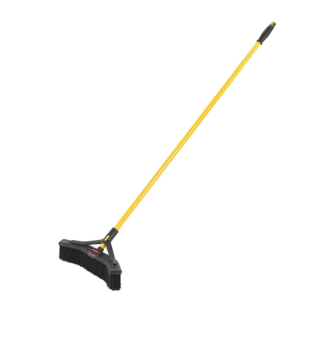 Maximizer Push-to-Center Broom 18"
