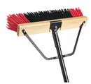 Balai-brosse rigide Ryno avec manche renforcé poils en PVC 24"