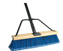Balai-brosse fin Ryno avec manche renforcé poils en PVC 18"